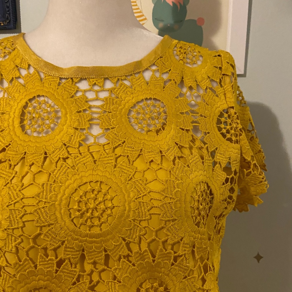 Loft yellow lace sunflower dress with slip • size 4